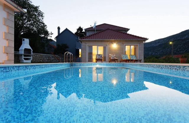 Villa Župa - Three Bedroom Villa, Sleeps 6
