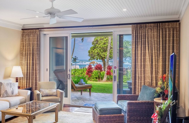 Villa 102-103: Fall REDUCED 50%! OceanView Turtle Bay