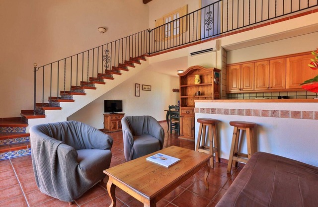 Villa '23 Maria Callas' with Private Terrace, Wi-Fi and Air Conditioning