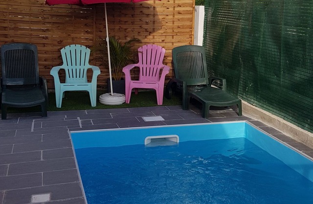 VILLA 2ch air conditioning, garden, swimming pool near the sea (4 pers), Wifi