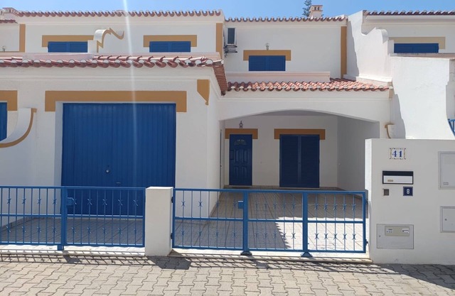 Villa '41' with Private Terrace and Wi-Fi