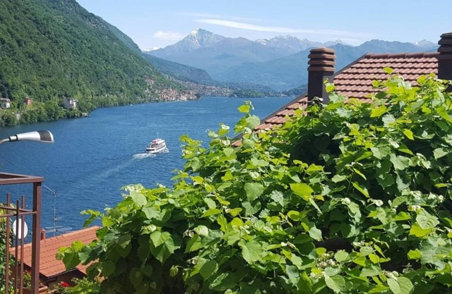 Villa Ada - detached house, Lake Como view
