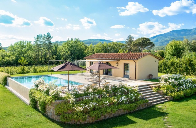 Villa Agna - Four Bedroom Villa, Sleeps 8