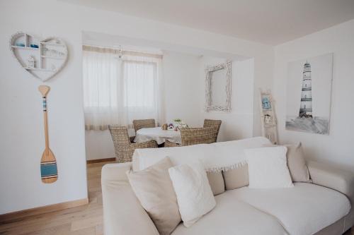 Villa al Capitolo by MONHOLIDAY