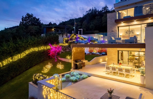 Villa AltaVista - Seaview & Relax with Private MiniGolf & Wellness