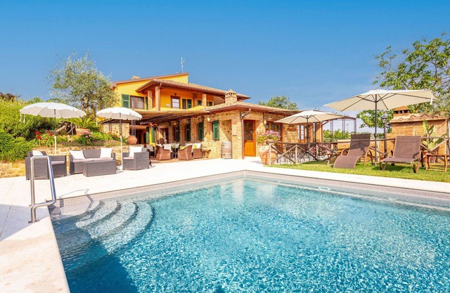 Villa Amadeo - Villa with pool