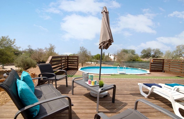 'Villa Anália' with Mountain View, Pool & Wi-Fi