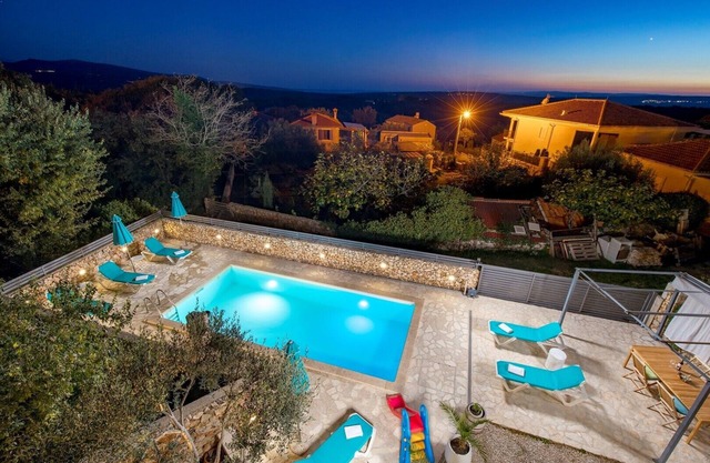 Villa ANNA-LENA with pool near sandy beach