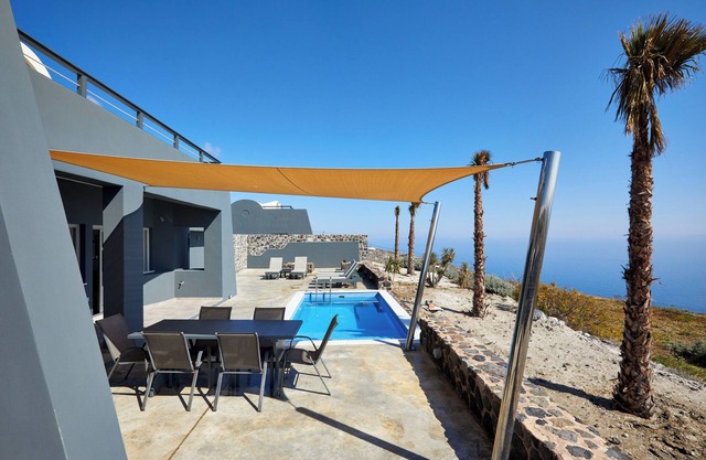 Villa Assyrtiko with private heated pool, Theano Apartments Santorini