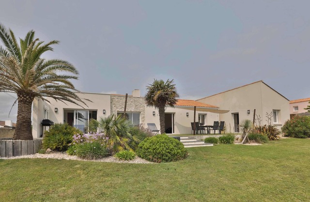 Villa au calme, proche de la mer