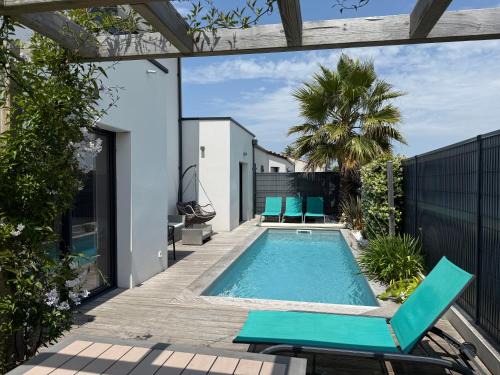 Villa avec piscine proche plages