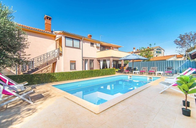 Villa Barbara by Villa Plus