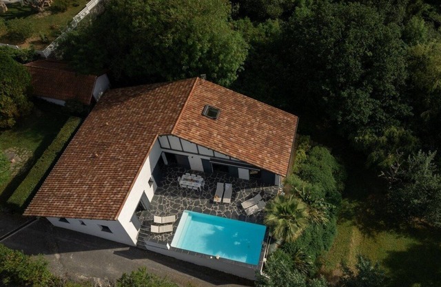 🤩 VILLA BEHERENA 16pers. swimming pool, terrace, garden, ocean at 600m.