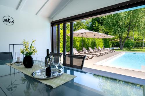 Villa Bella, villa with heated Pool