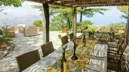 Villa Between Sea And Mountains In Sicily