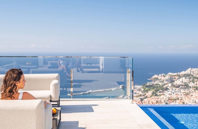 Villa Boa Nova Branca by LovelyStay