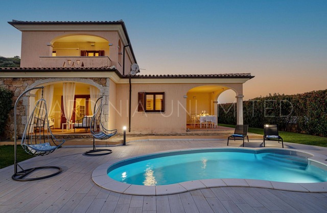 Villa Càrula: Private swimming pool near Lu Impostu