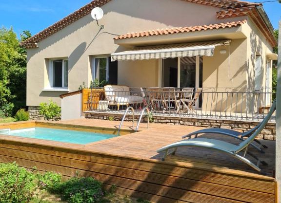Villa Caramel
