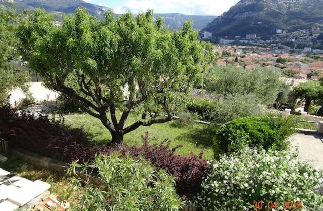 Villa carpe diem : mer, montagne et jacuzzi