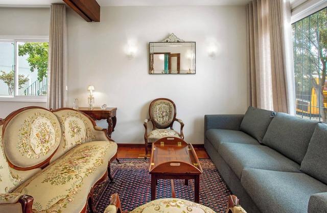 Villa 'Casa Caminho Do Palheiro' with Sea View, Private Terrace and Wi-Fi