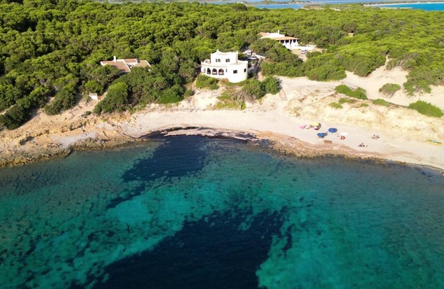 'Villa Castello' next to Beach with Sea View, Garden & Open Terrace