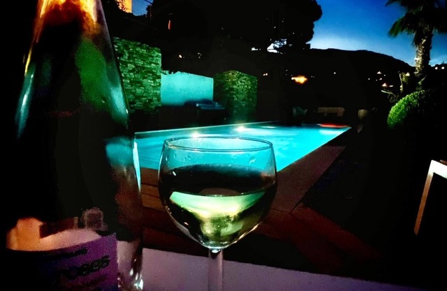 Villa Cimatisee vue mer Piscine 12 Metres Traitee au sel