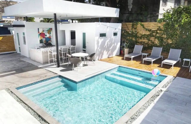 Villa Coco: Private Pool | 5 Min Walk to Beach