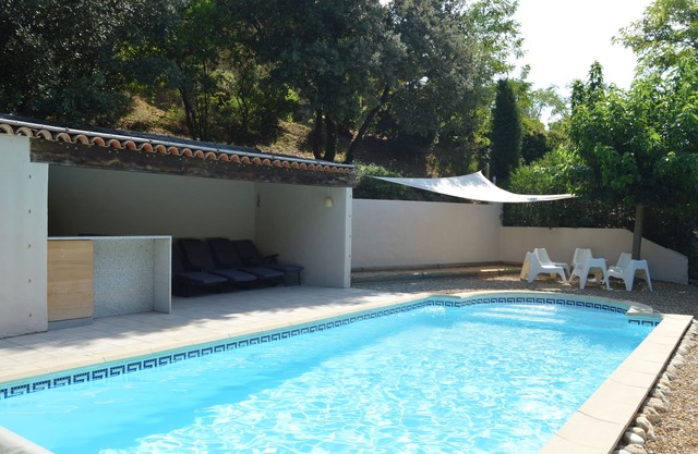 Villa Colombeyrolles: villa with private pool - Gard