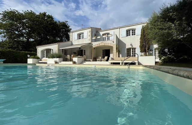 Villa Dans Domaine Privé du Parc des Fées