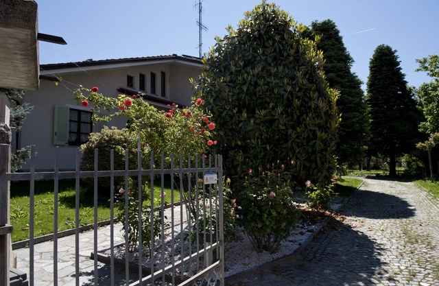VILLA DANTE 3 apartments 7 bedrooms 3 bathrooms box 225 square meters