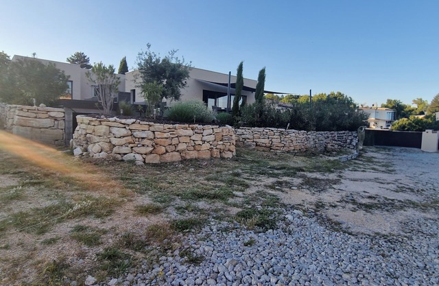 Villa de Pierrefeu, lavender and old stones in the heart of the Luberon