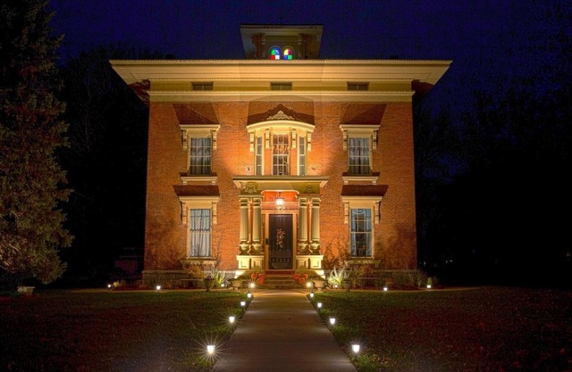 Villa DeWolf