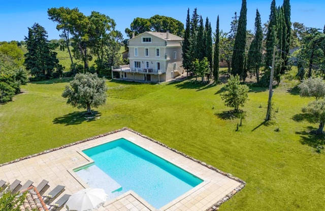 Villa Domaine du Midi by Villa Plus