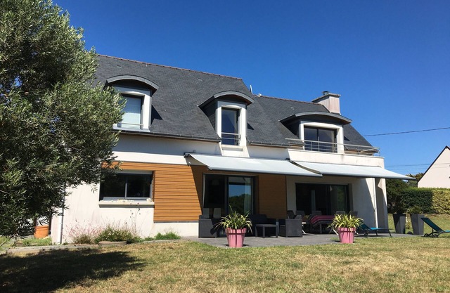 Villa du Ster, superb contemporary villa, Ster beach within walking distance