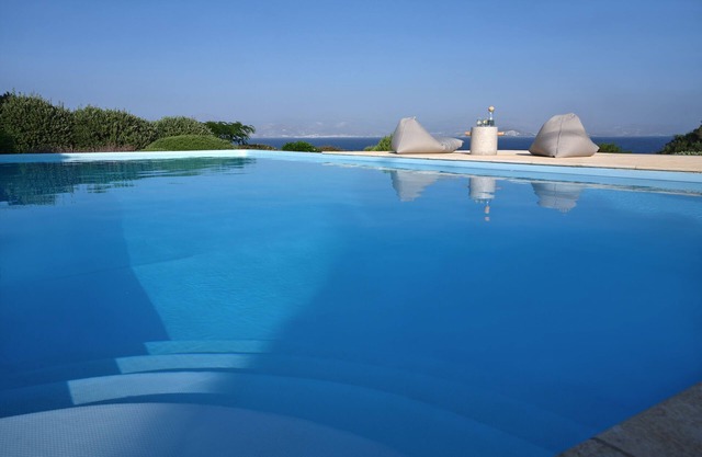 VILLA EKAVI FILIZI - Seaside Residence just outside of Naousa