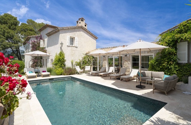 Villa Elise - Walking distance to village