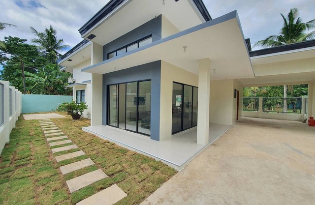 Villa Emee Nora in Panglao Island, Bohol Philippines