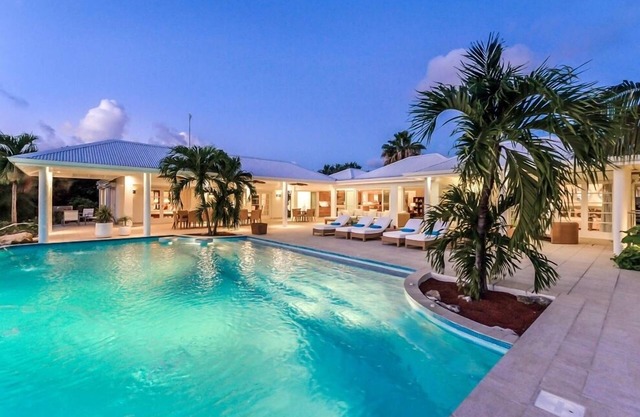 Villa Encore | Near Ocean - Located in Wonderful Terres Basses with Private Pool