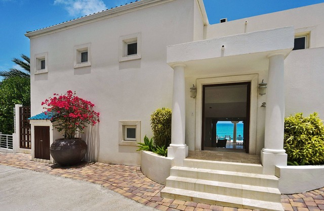 Villa Etoile De Mer | Ocean View - Located in Tropical Cupecoy with Private Pool