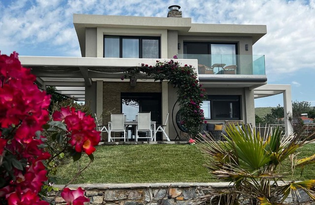 Villa Eva Dikella