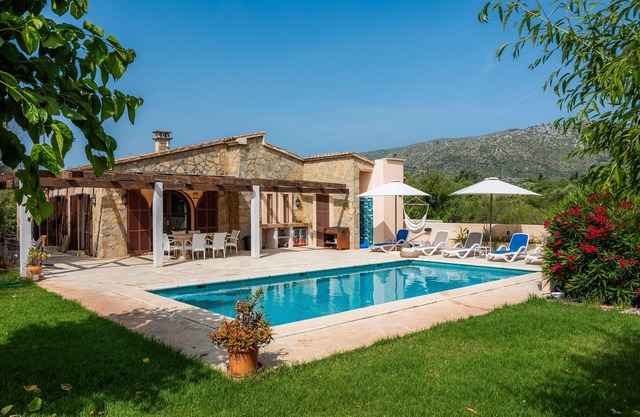 Villa "Finca Soliva" with Mountain View, Garden, Wi-Fi, Pool & Terrace