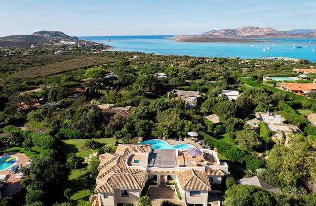 Villa Flor, Exclusive House in Stintino