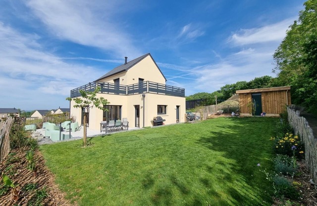 Villa for 6-8 people, PMR access and garden in the Mont-Saint-Michel bay