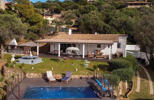 Villa Gaia sea view with pool