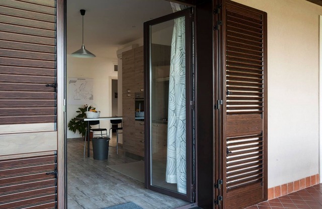 Villa Ginevra second unit apartment with swimming pool wifi free parking