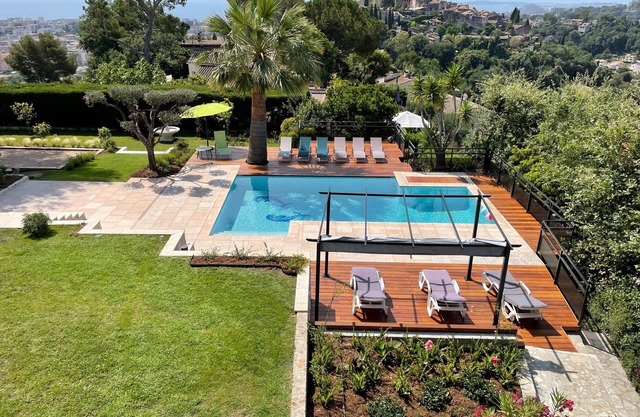 Villa GRIMALDI with swimming pool, sea and mountain views