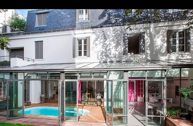 Villa Hersent, Paris 15th + swimming pool
