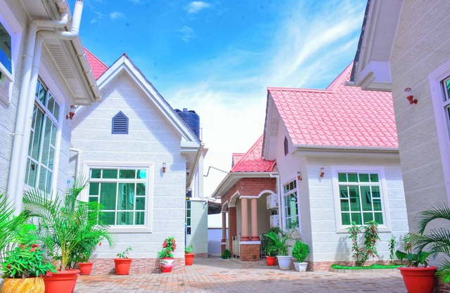 VILLA HOME HOTEL & APARTMENT