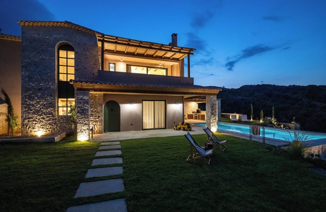 Villa in Messinia-GreecenDiscover the ultimate retreat for a serene getaway.