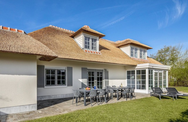 Villa in Domburg near North Sea Beach